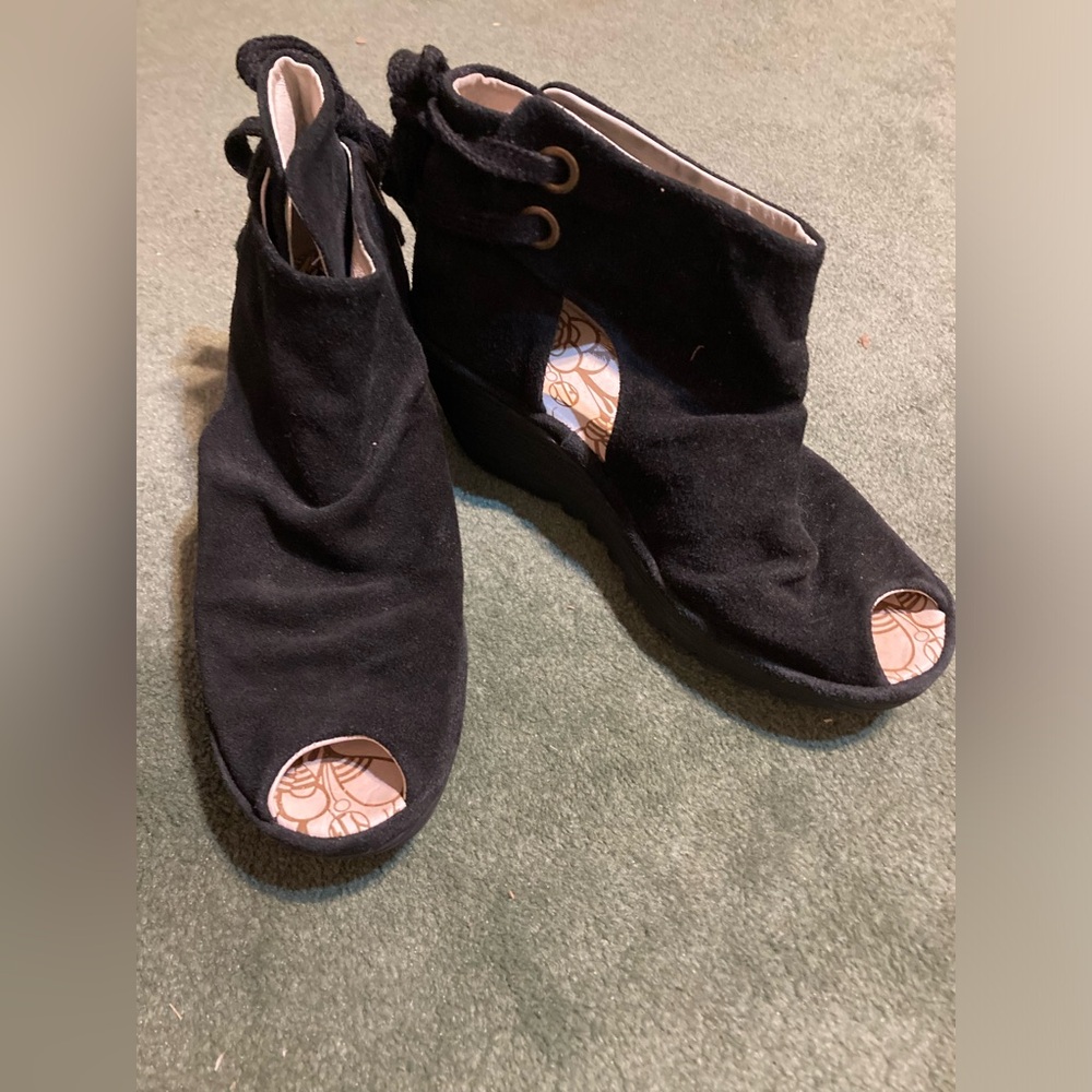 Fly London Yema Suede Shoes EUR 38 US 7.5-8